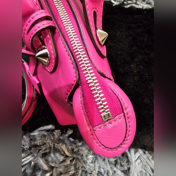 Authentic fendi mini bag - Picture 9 of 14